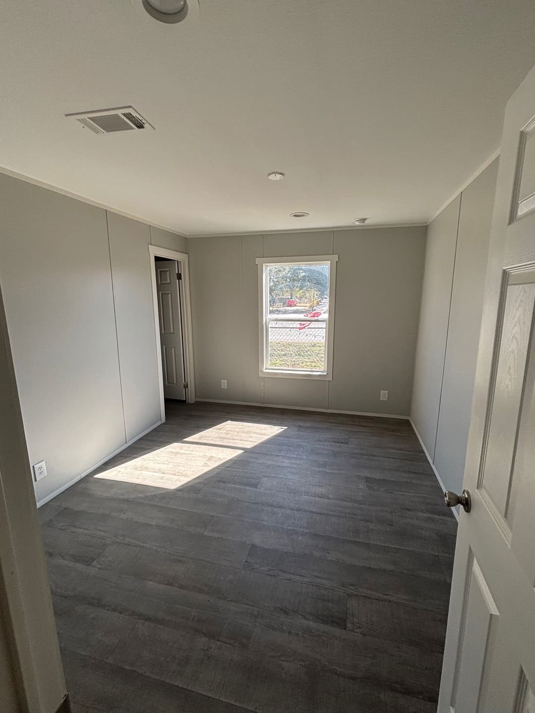 Oak creek - 9357 (clearance) interior home features