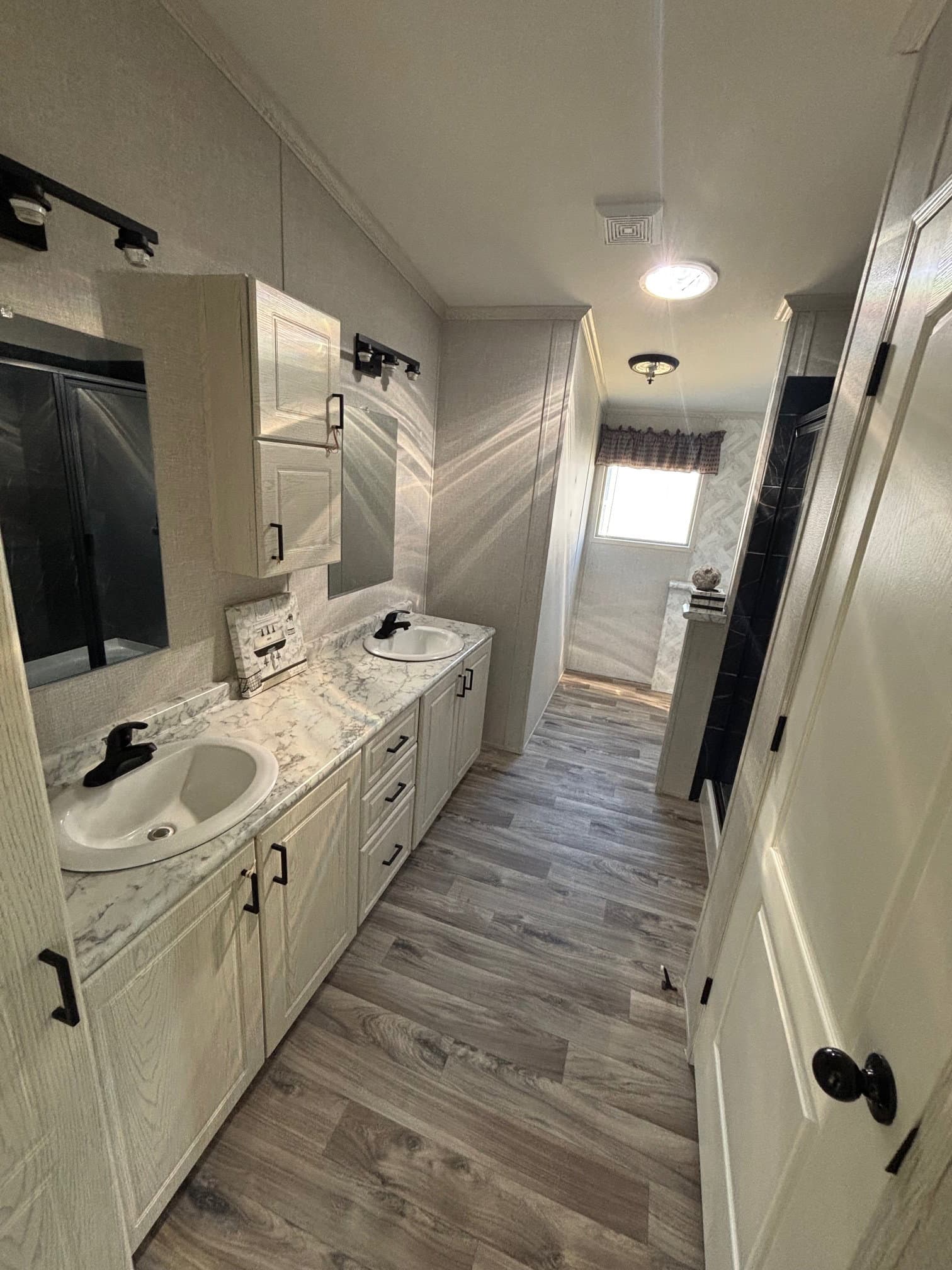 Legacy 32x60 doublewide 4 bedroom 2 bathroom (builder financed homes)  home features