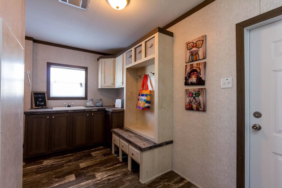 Csd3256k interior home features