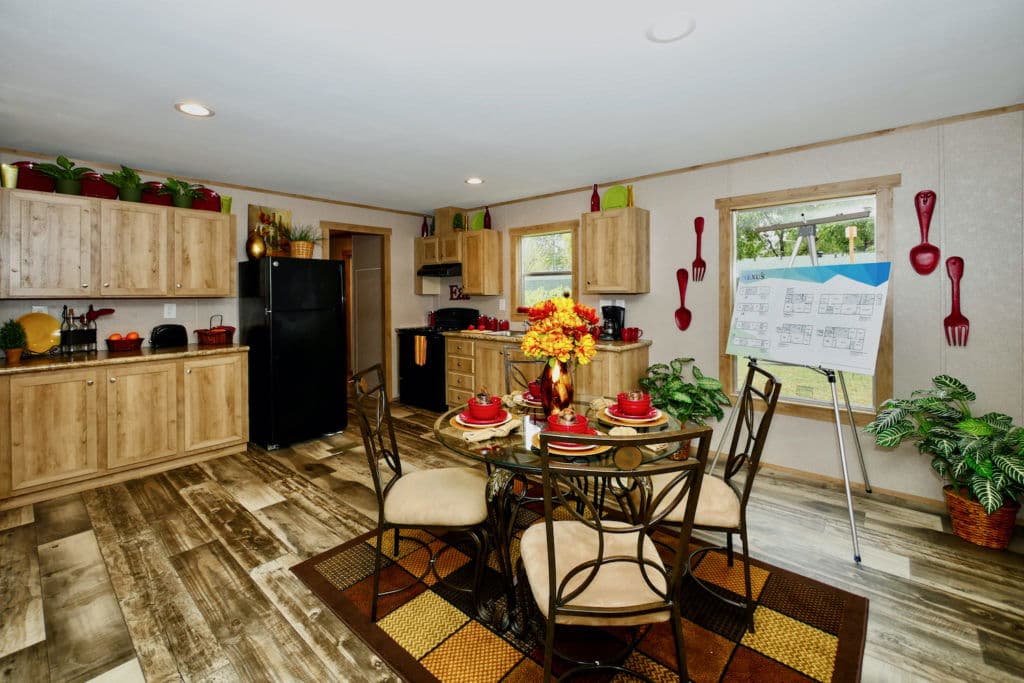 Andromeda 9348 interior home features