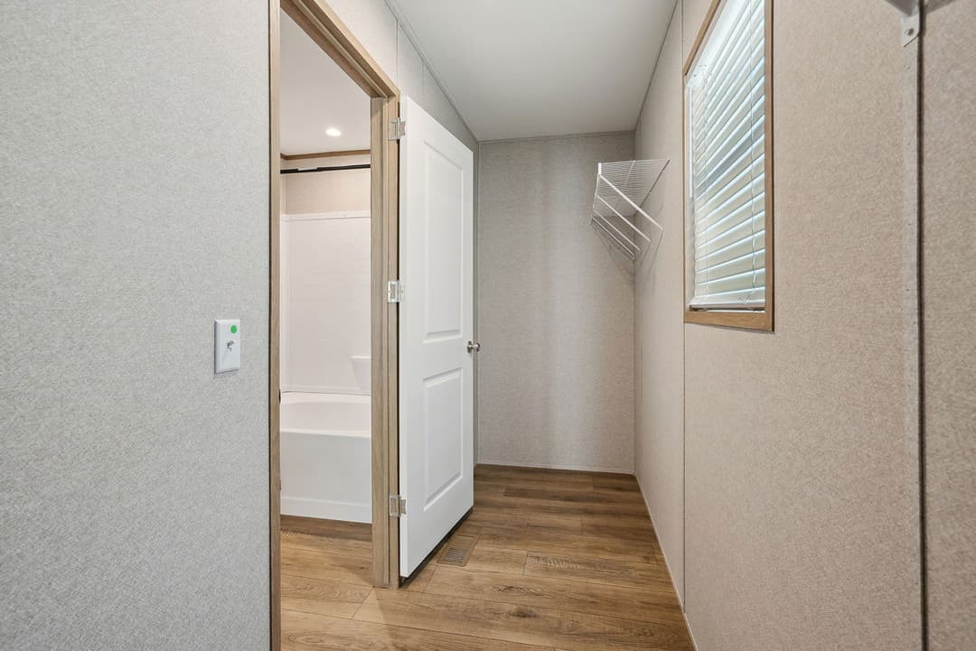 Prime pinnacle 135 interior home features