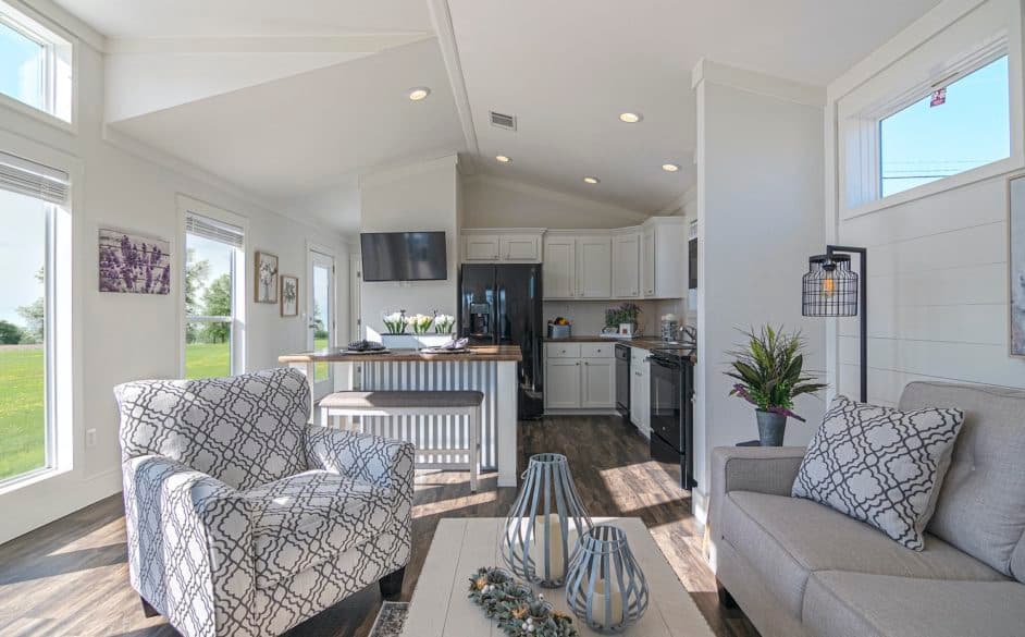 Starling d40ep8 interior home features