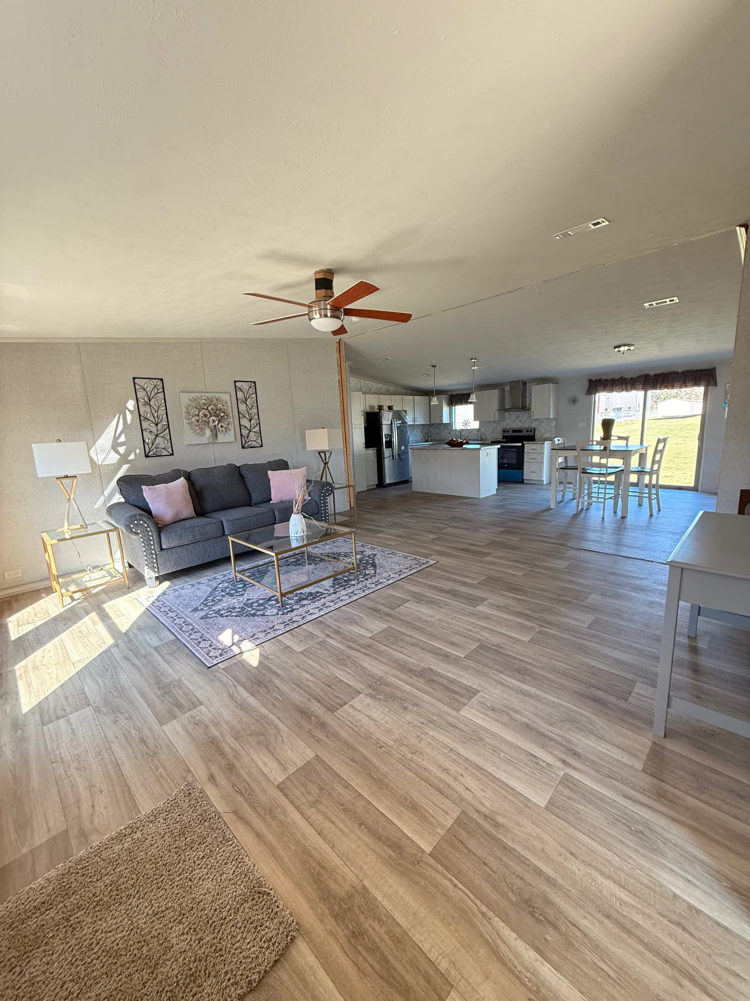 Legacy doublewide 32x56 (builder financed homes)  home features