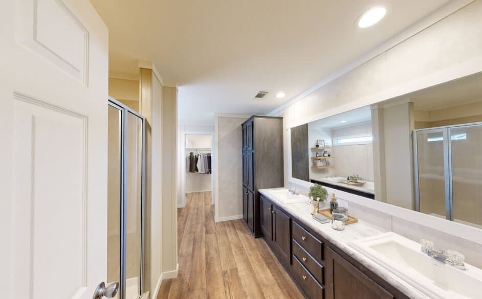 Stargazer ranch t60p bathroom home features