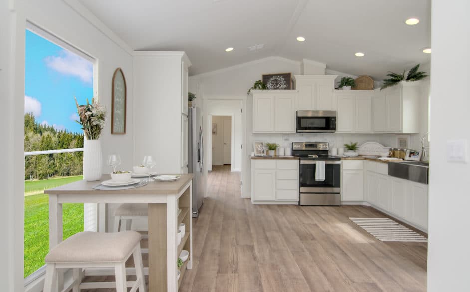 Opal 5663 interior home features