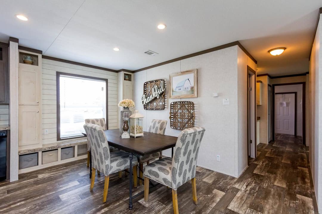 Csd3256k interior home features