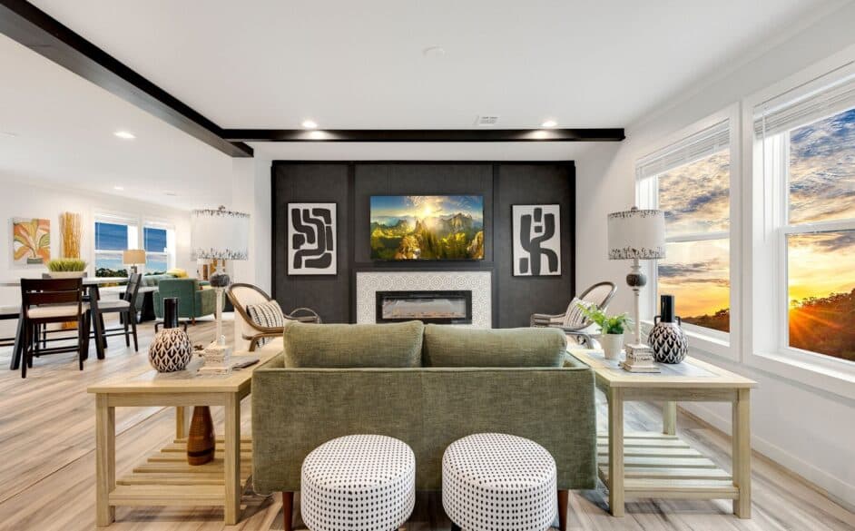 Hope r76e hero and interior home features