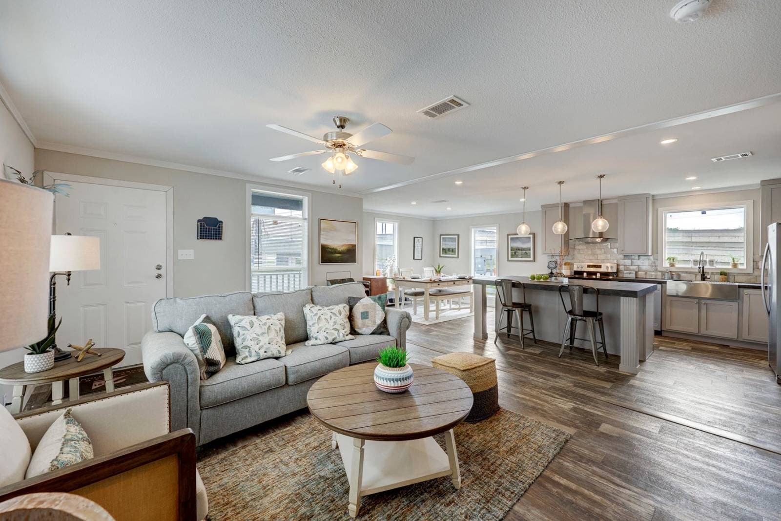 Csd2860l interior home features