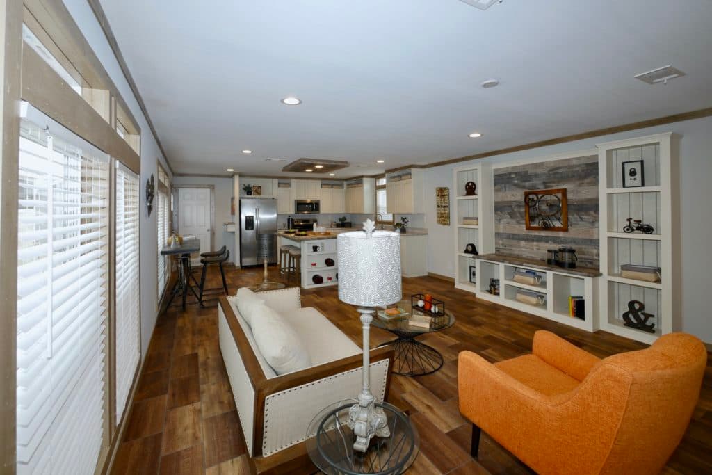 Isabel 9676 interior home features