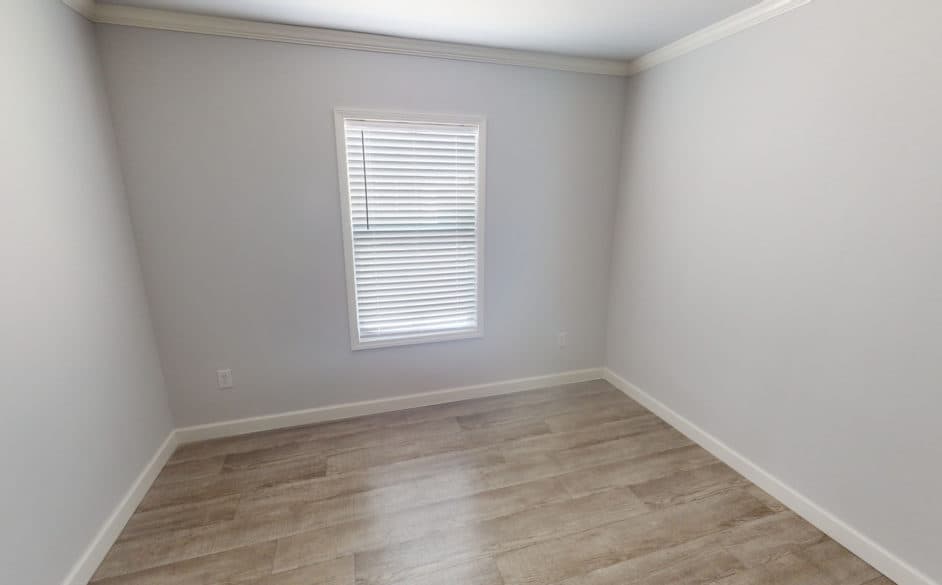 Radiant d46dp8 bedroom home features