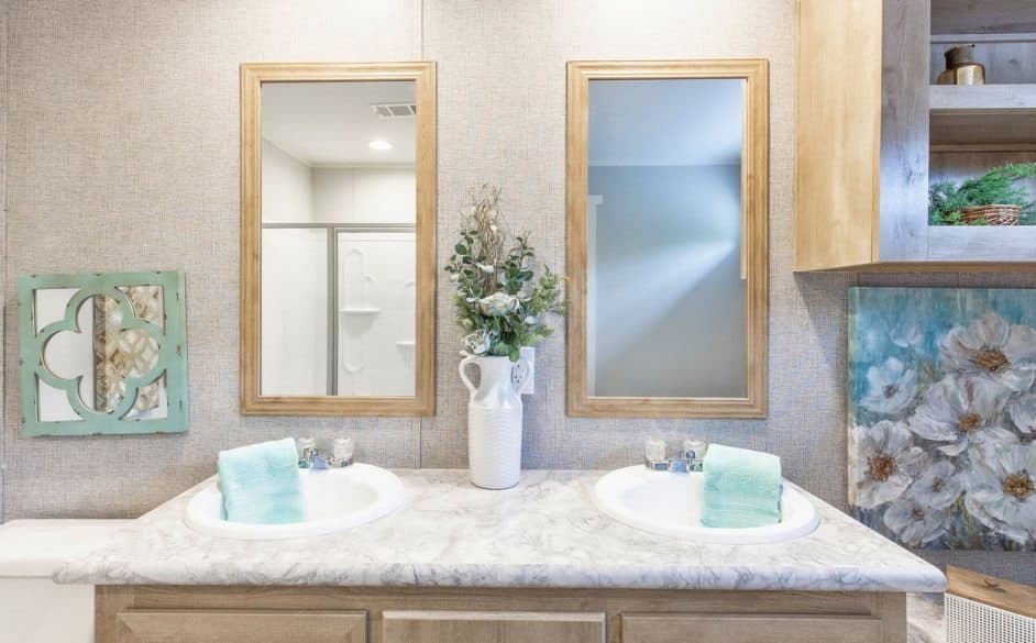 Sunset ridge 363 bathroom home features