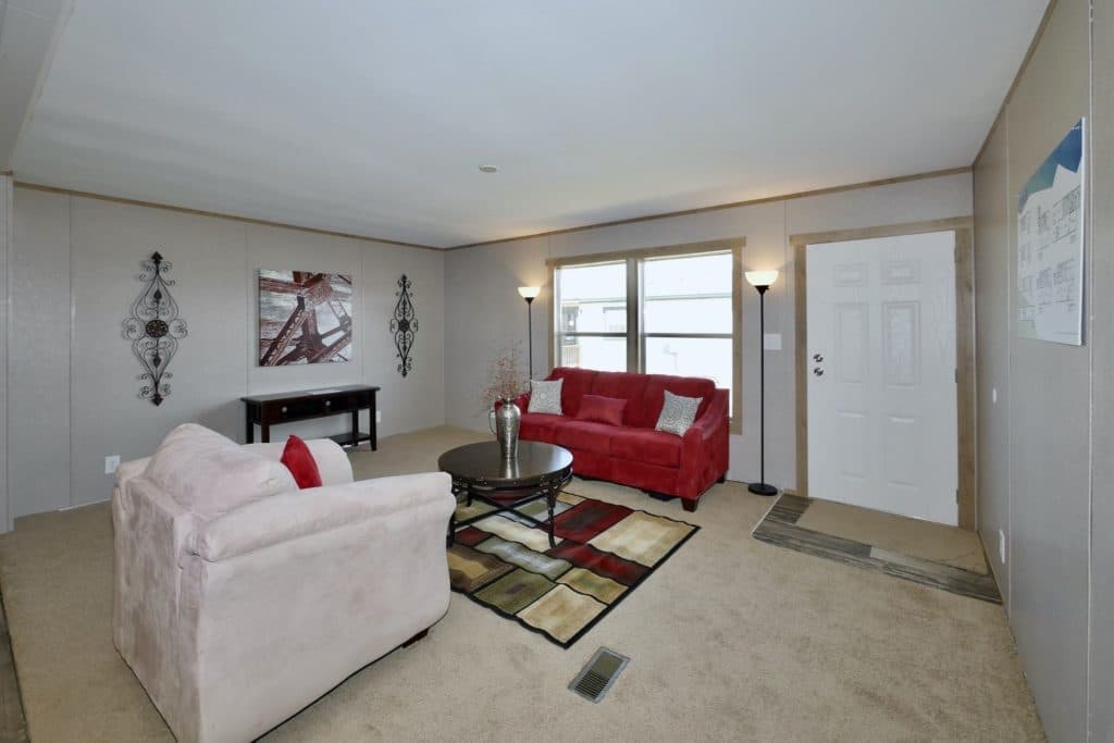 Columbia 9344 interior home features