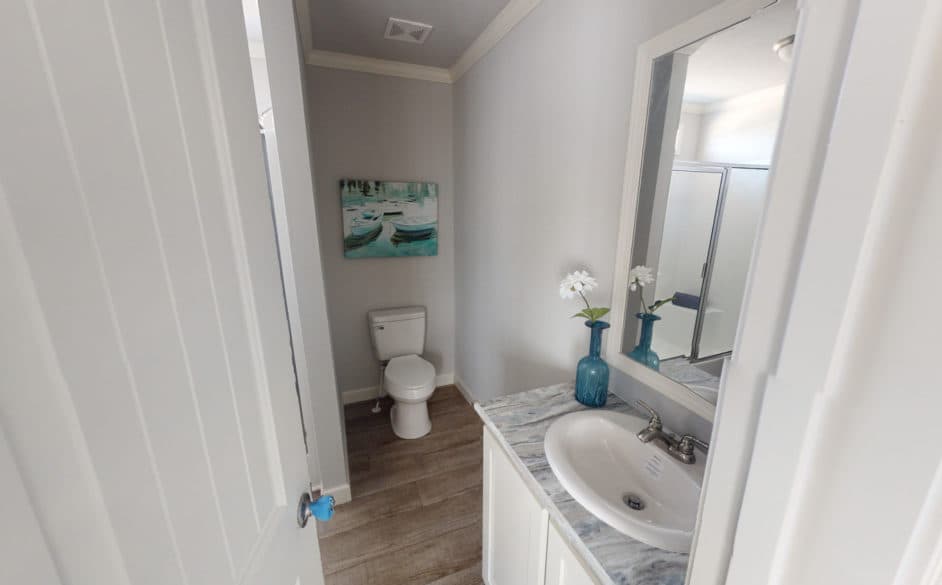 Radiant d46dp8 bathroom home features