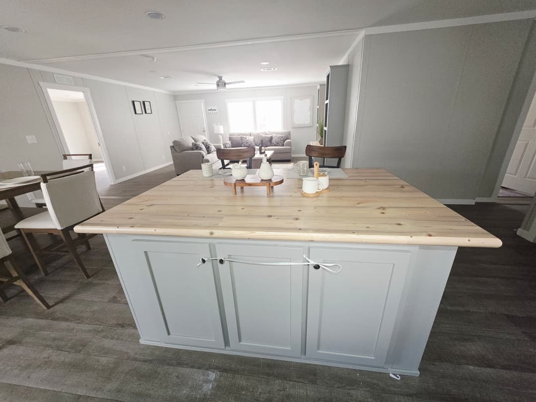 Scorpio 9469 kitchen home features