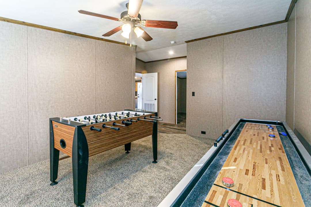 Classic c-3264-32c interior home features