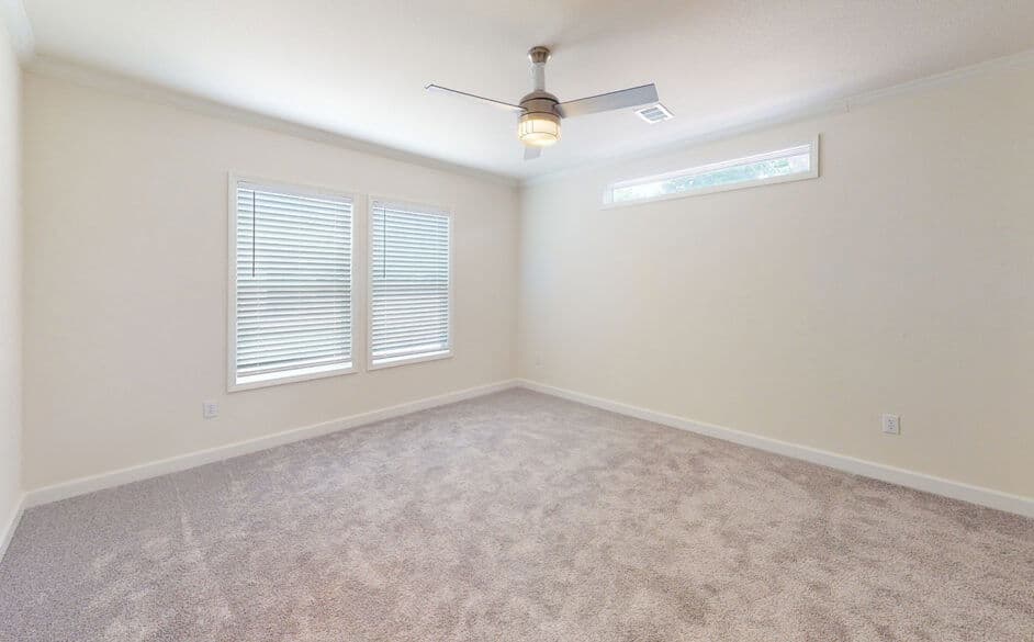 Reserve s56j bedroom home features