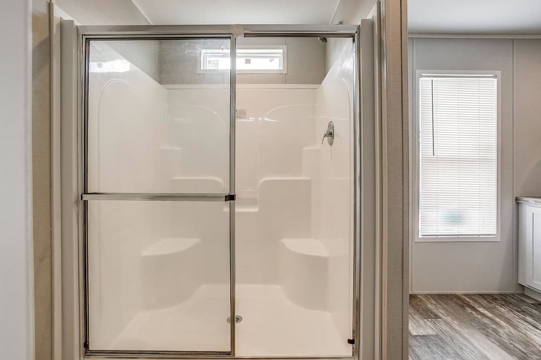 Nm2856a bathroom home features