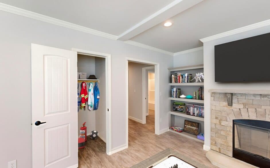 Beaumont 5079 interior home features