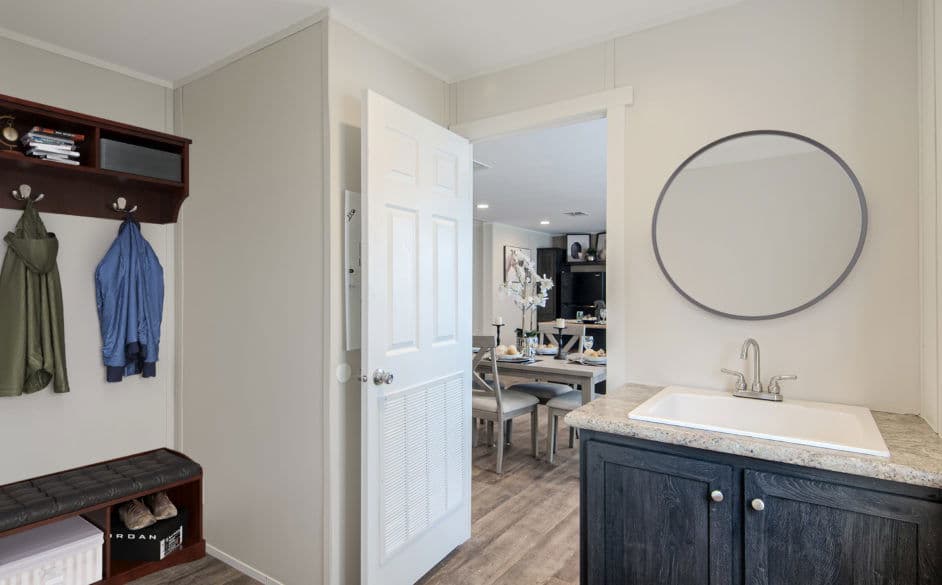 Bandera 3356 interior home features