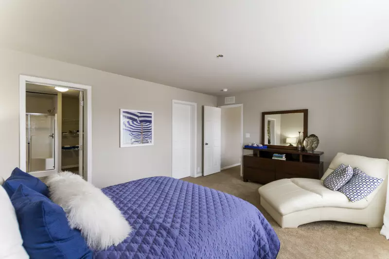 Cm-4663a bedroom home features