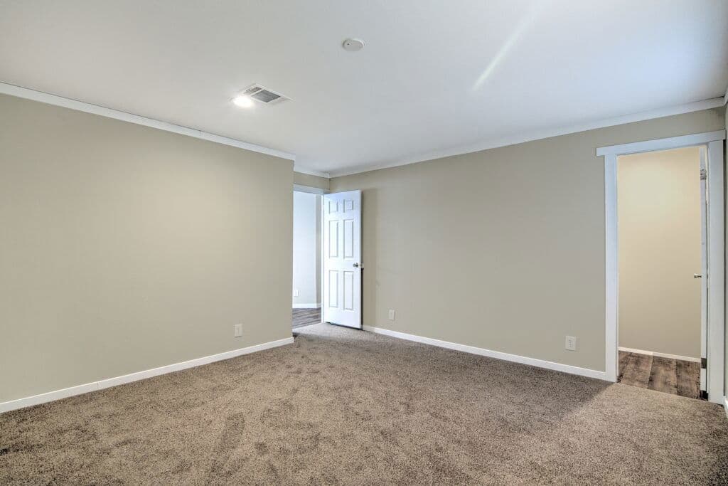 Bella 9876 bedroom home features