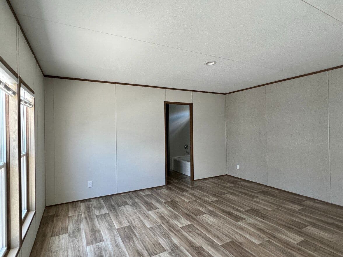 Valuhomes 16763v interior home features