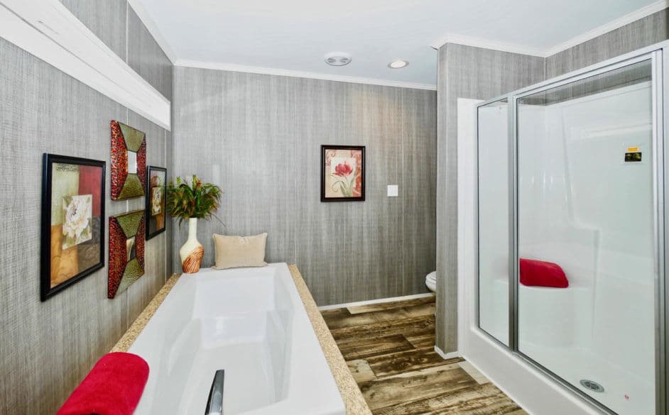 Rifleman 3240 bathroom home features