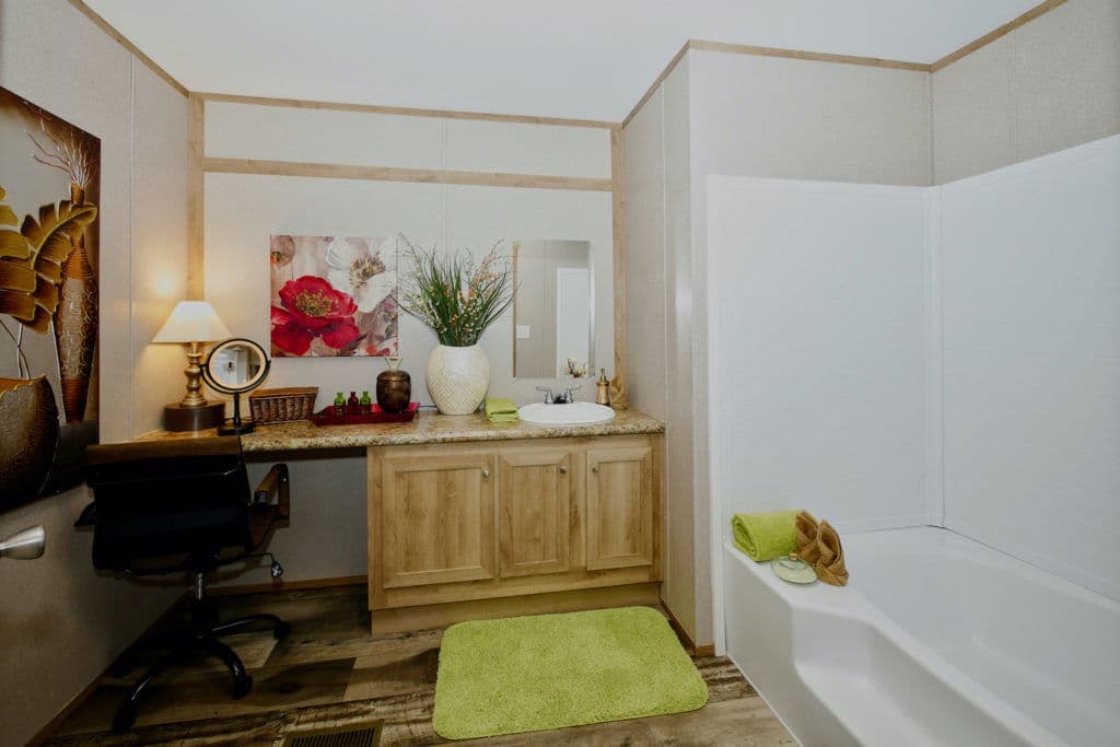 Andromeda 9348 bathroom home features