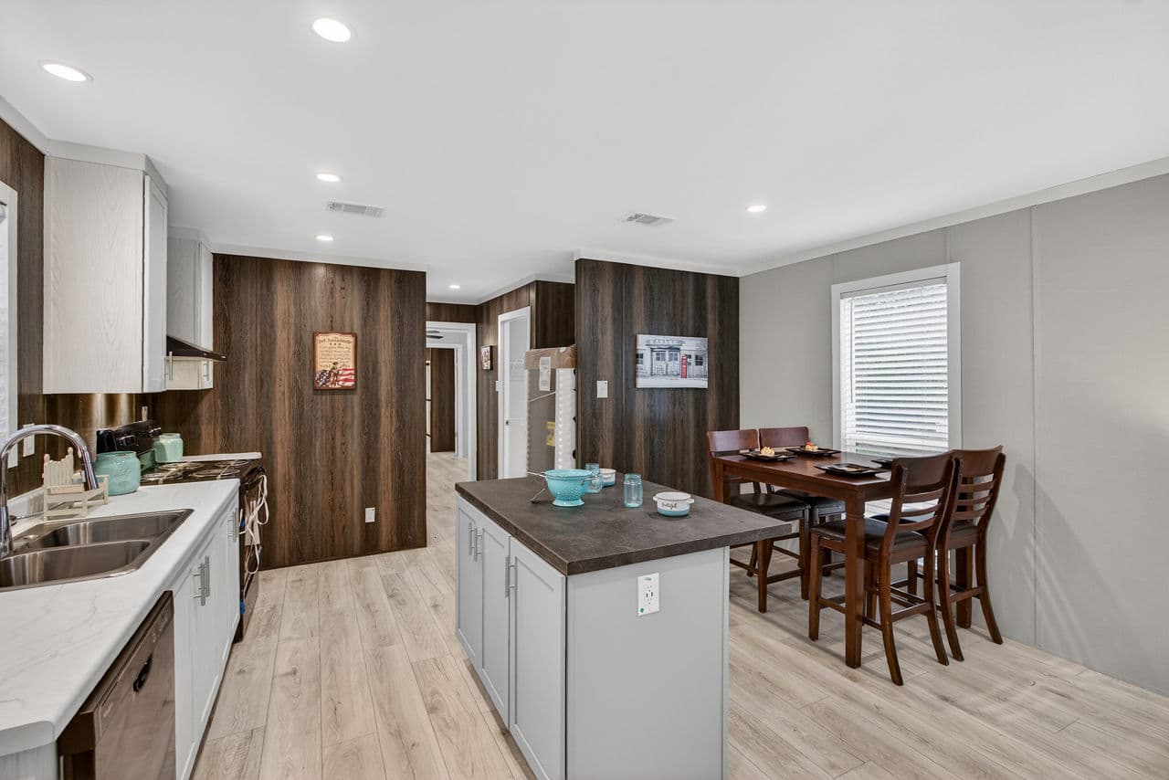 Nm1676c kitchen home features