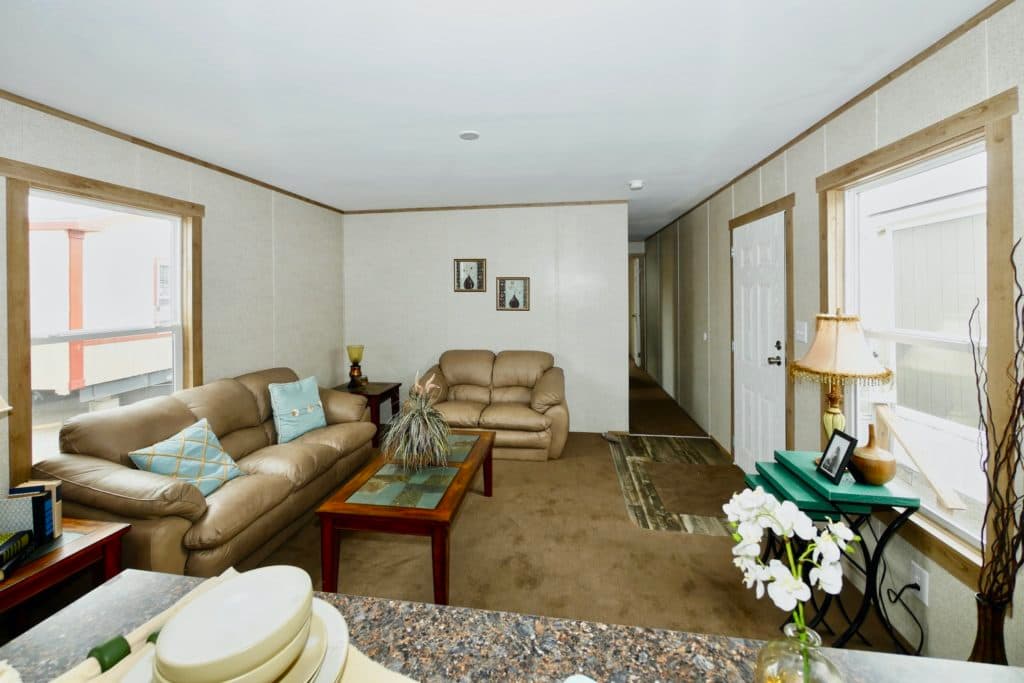 Aries 9166 interior home features