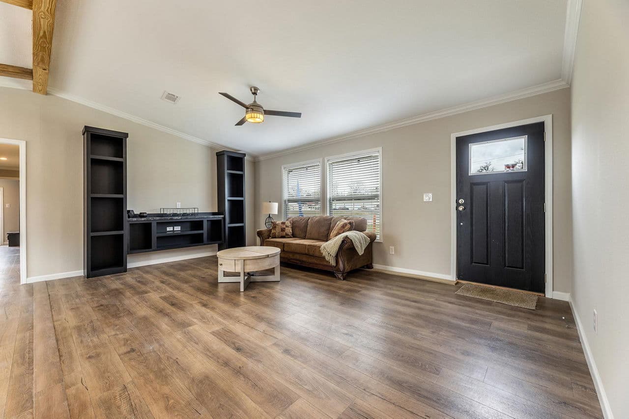 Innovation 2864h interior home features