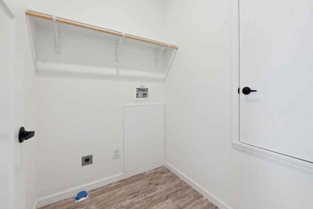 Innovation 1868h interior home features