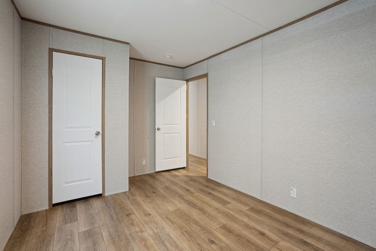 Prime pinnacle 135 bedroom home features