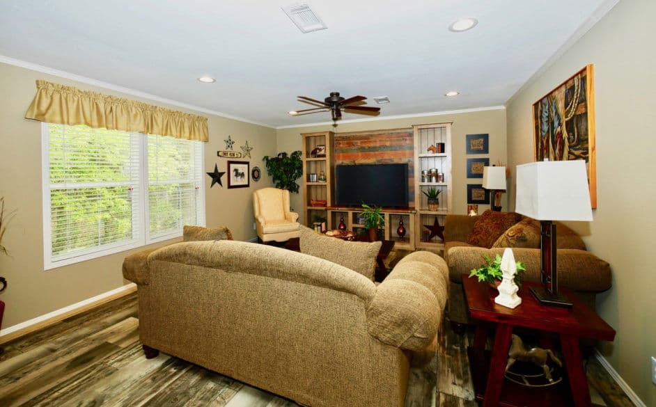 Rifleman 3240 interior home features