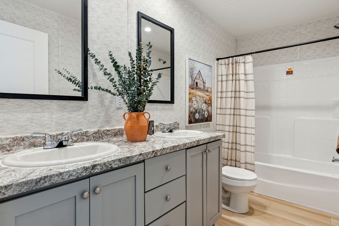 Nm3260a bathroom home features