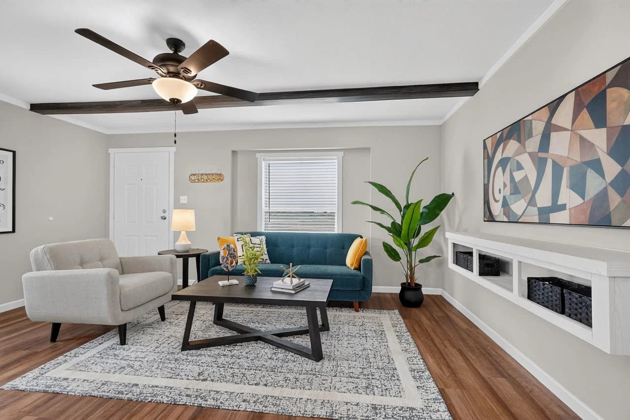 Nm1866a interior home features