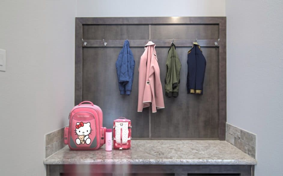 Beaumont 5079 interior home features