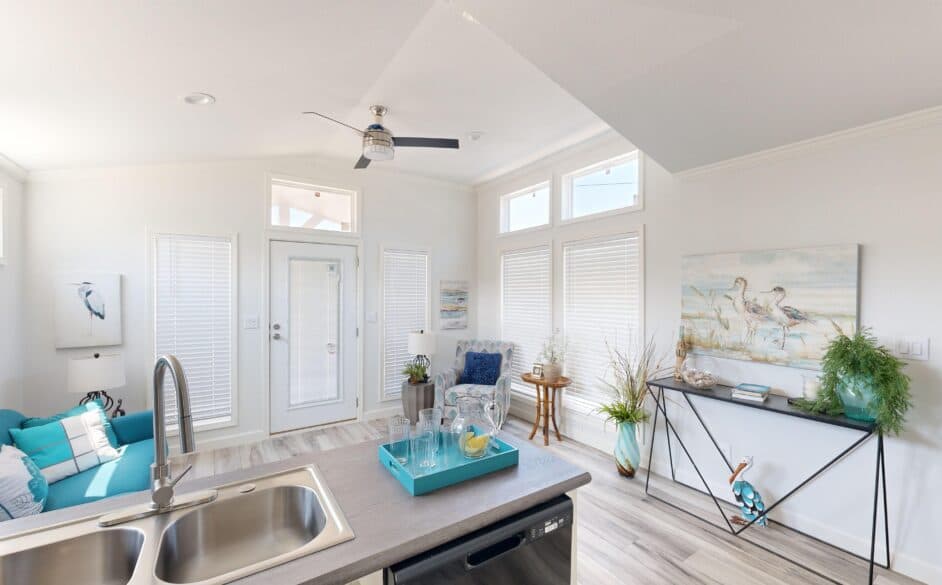 Sparrow c34ep8 kitchen home features