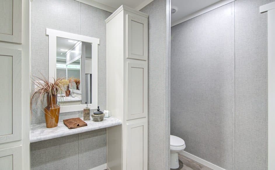 Cheyenne t66a bathroom home features