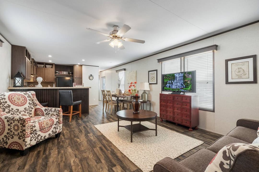 Cs1660a interior home features