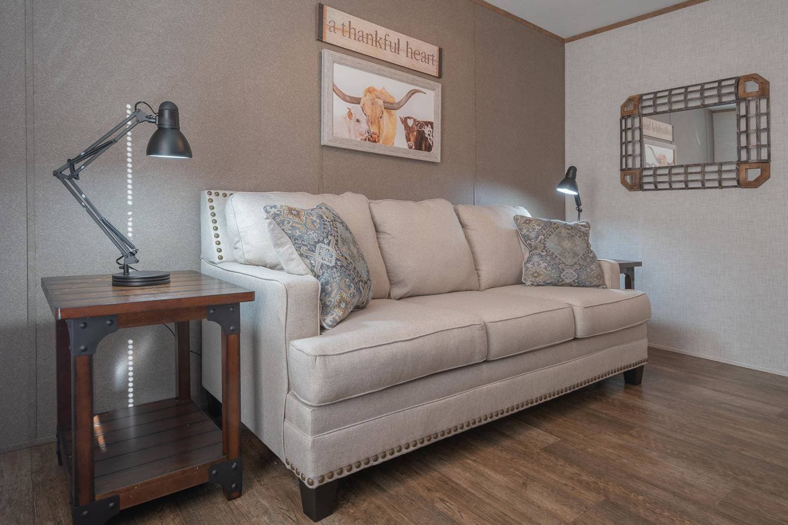 Csd2852j interior home features