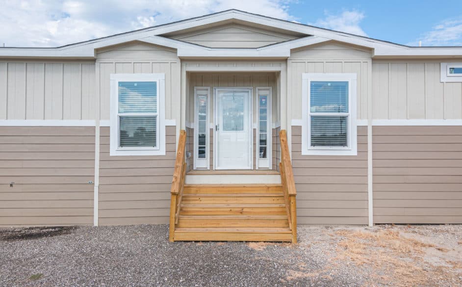 Boerne 5067 elevation and exterior home features