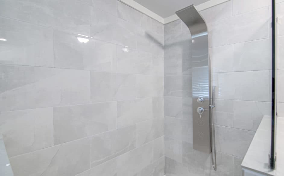 Haven 6368 bathroom home features