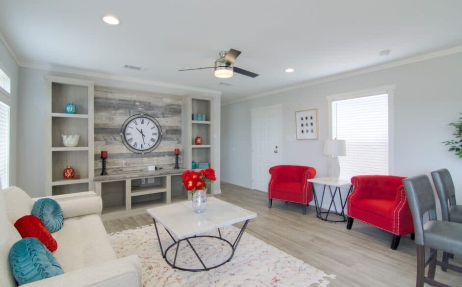 Coyote ridge 331 interior home features