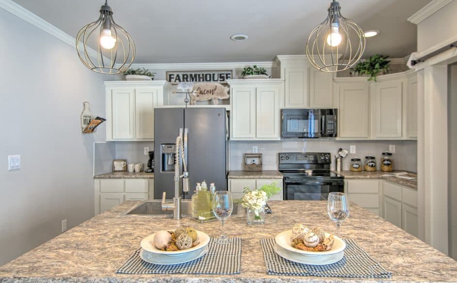 Magnolia 6360 kitchen home features