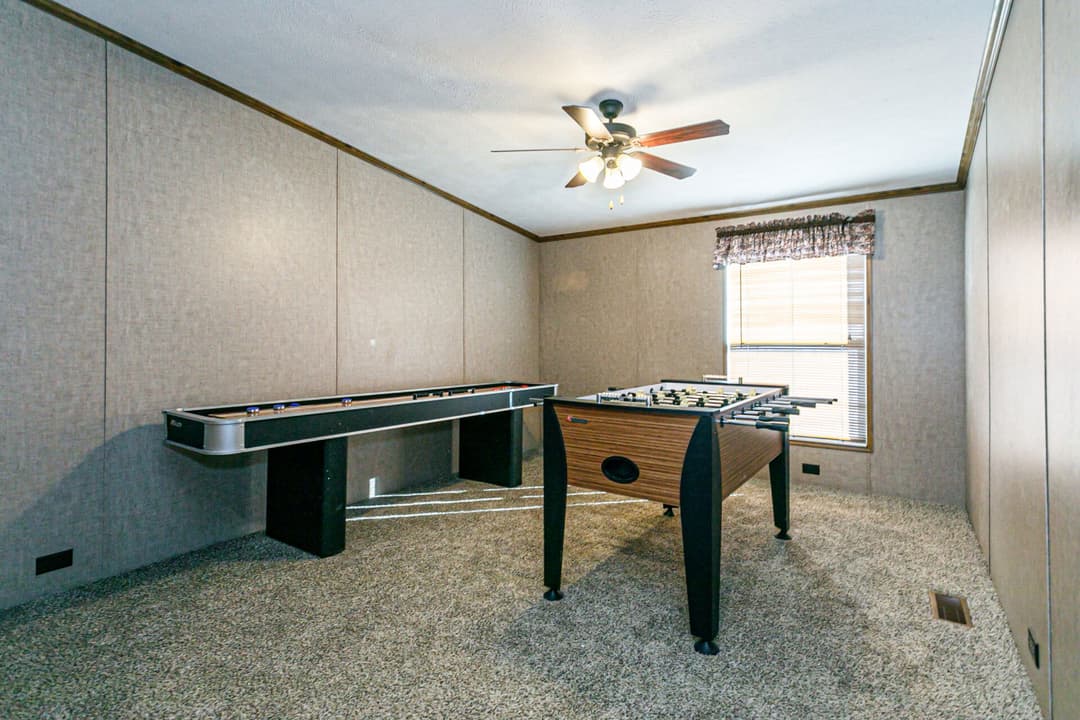 Classic c-3264-32c interior home features