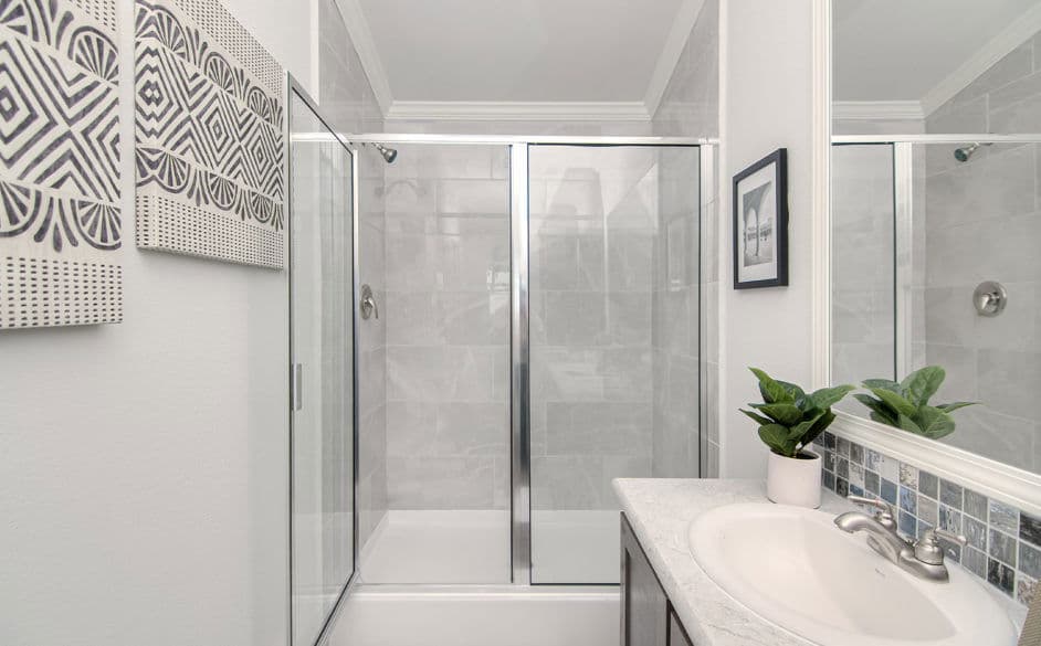 Robin d56ep8 bathroom home features