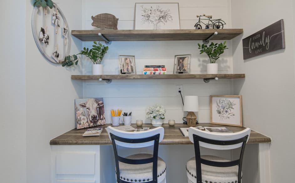 Pearl 6380 interior home features