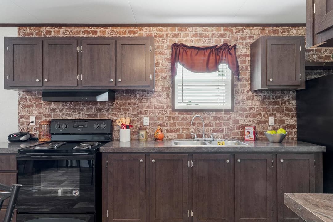 Rm1466a kitchen home features