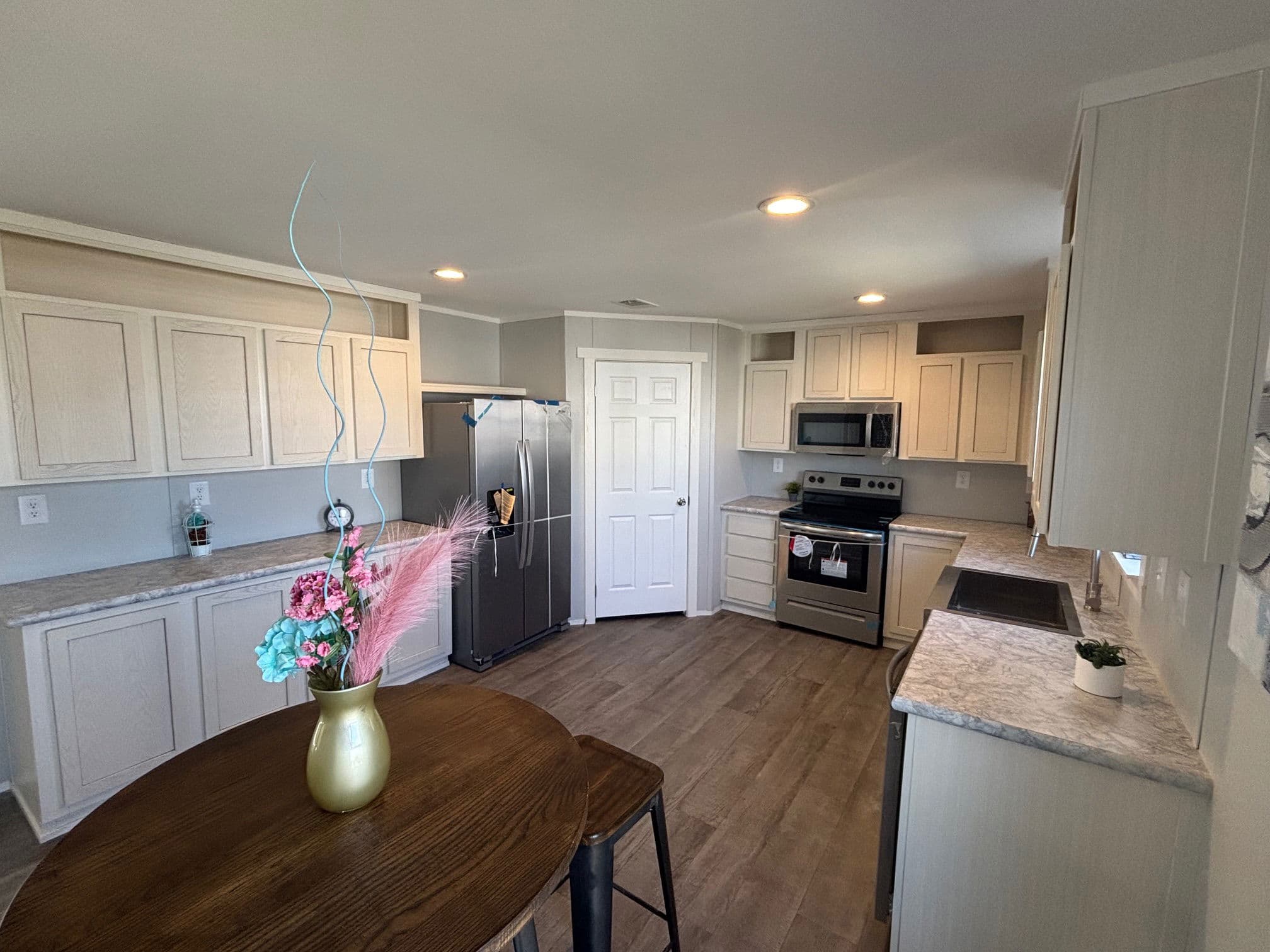 Oak creek - 9357 (clearance) interior home features